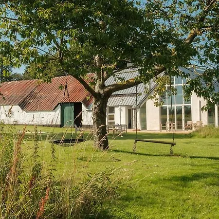 Pa Kanten Af Limfjorden Oster Assels